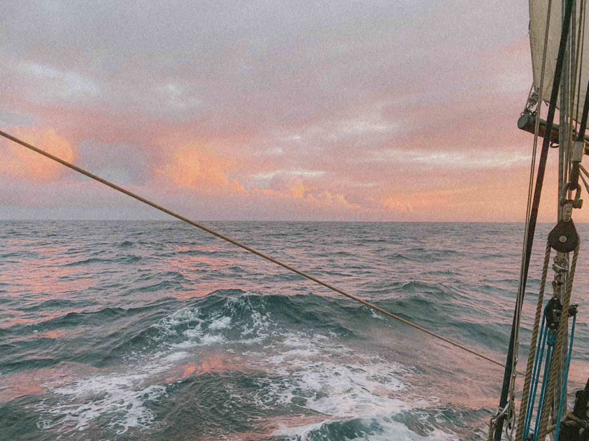 Ocean Nomads Travel by sailboat across the atlantic 07